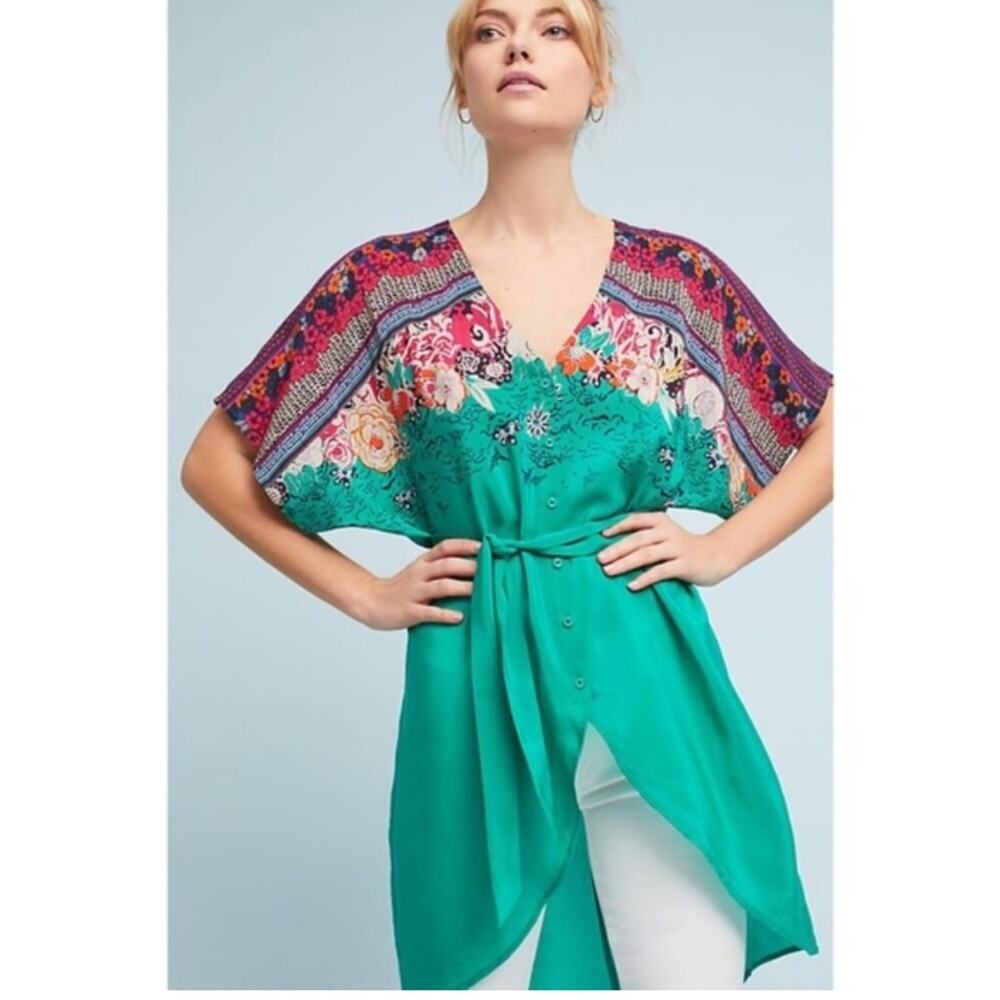 Anthropologie Vanessa Virginia green floral button high low silk top size 6